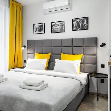 Househost Apartment: Miodowa 42/8a Street Cracovia