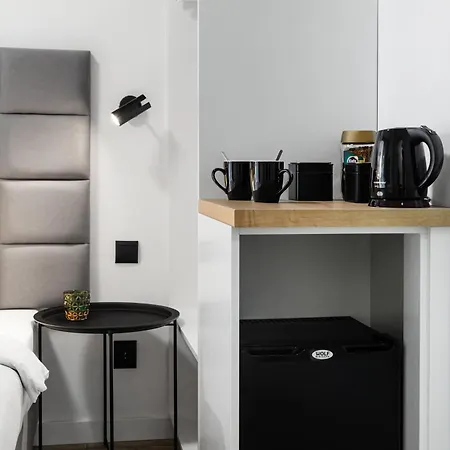 Househost Apartment: Miodowa 42/8a Street *